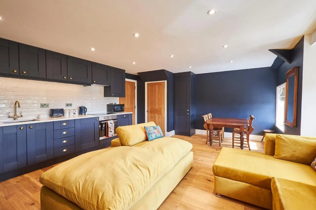 Host & Stay - 1895 At Whitby Appartement